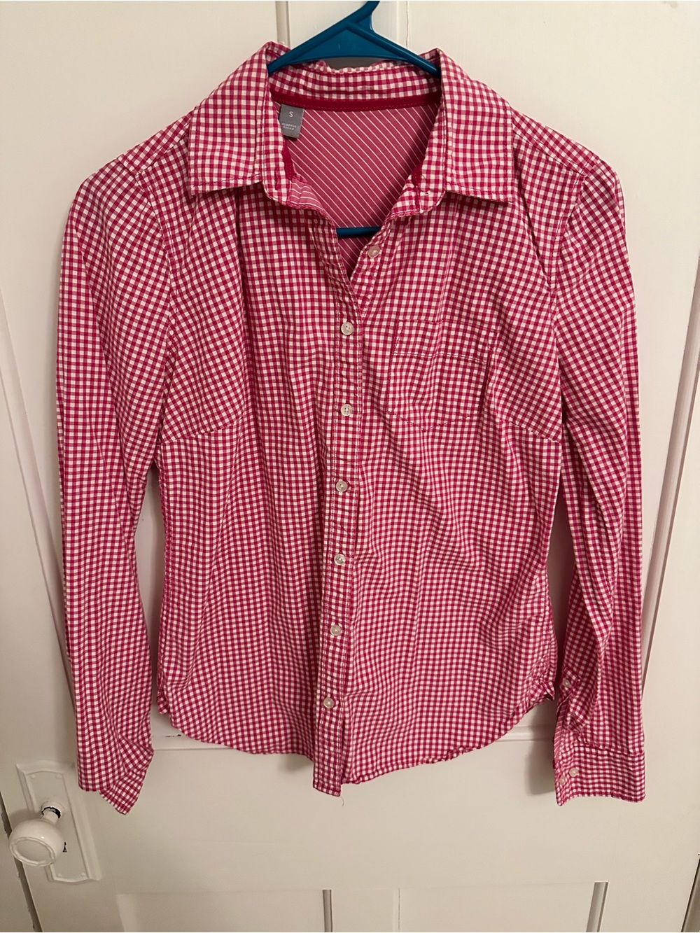 Eddie Bauer Women’s Dress Shirt Fuchsia & White Checkered Button Down Office